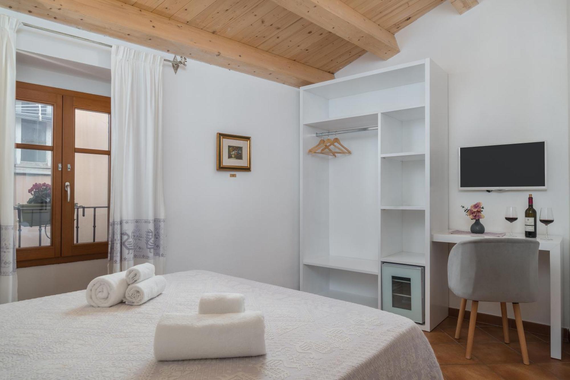 Bosa Queen House Екстер'єр фото