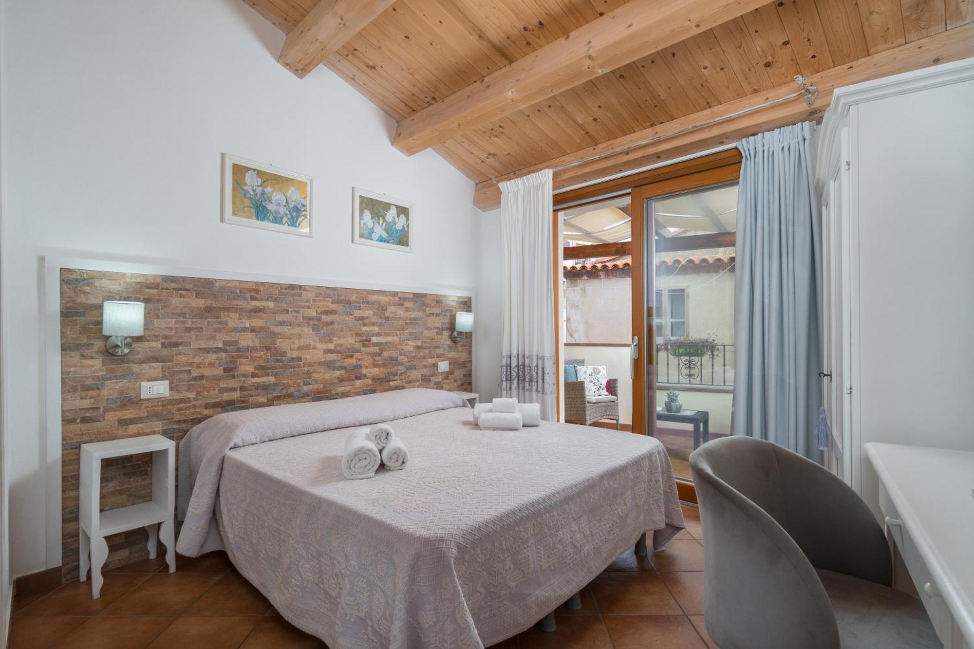 Bosa Queen House Екстер'єр фото