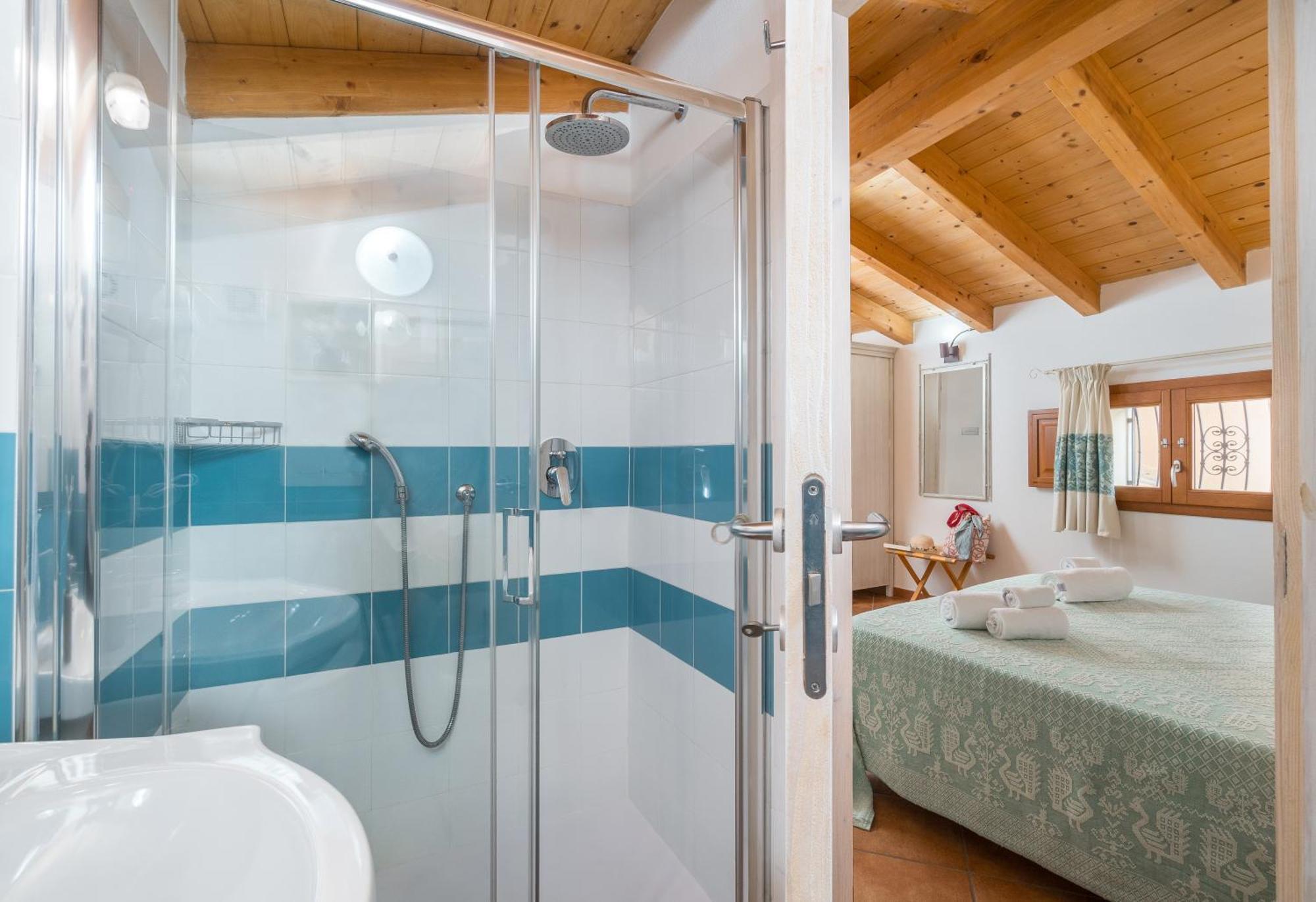 Bosa Queen House Екстер'єр фото