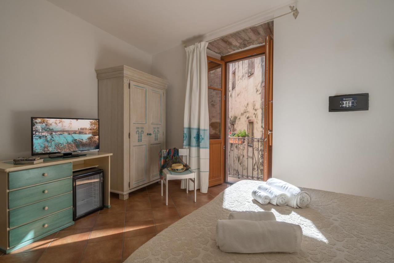 Bosa Queen House Екстер'єр фото